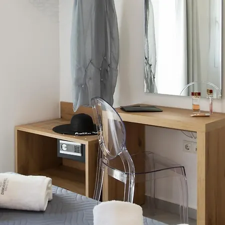 Appart hôtel Dimamiel *